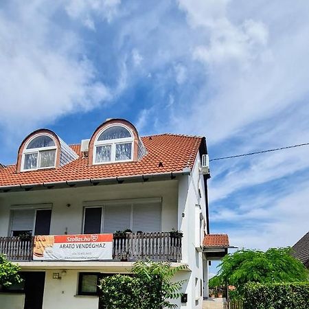 Arató Vendégház Pécs Extérieur photo